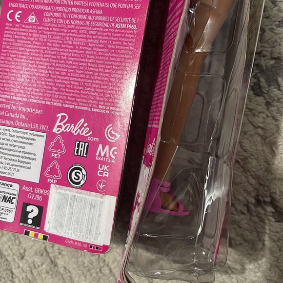 Barbie bundle - Picture 6 of 6